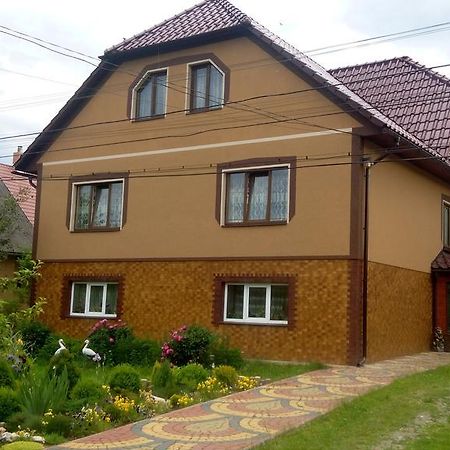 Sadyba Gostynniy Dvir Izky Exterior foto