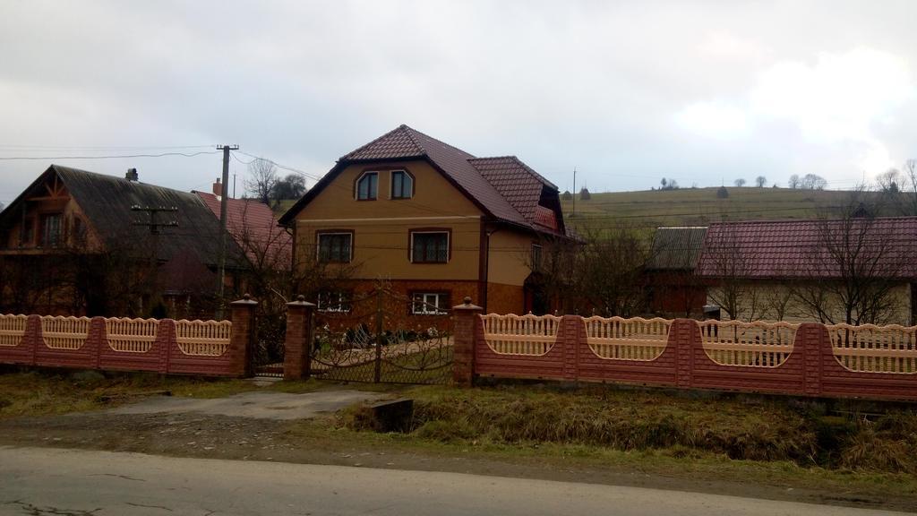 Sadyba Gostynniy Dvir Izky Exterior foto